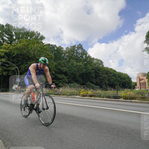 14.09.2025 - Stadtparktriathlon Michael Burmester http://msf.ph/oto/8895492 14.09.2025 13:05:28 Radfahren 1369, 1373, 1388, 1487, 1505, 1520 meine-sportfotos.de