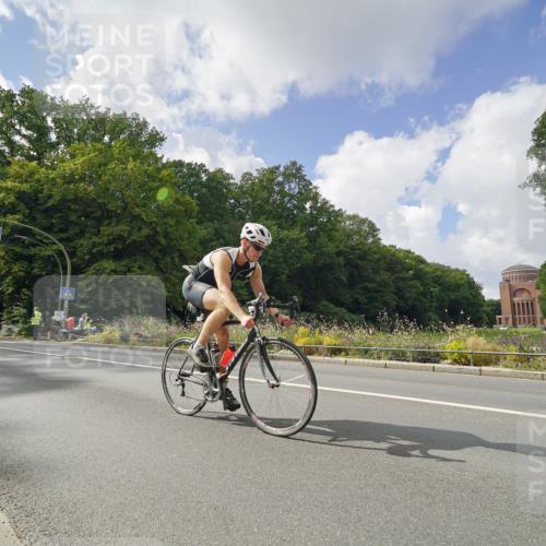 14.09.2025 - Stadtparktriathlon Michael Burmester http://msf.ph/oto/8895520 14.09.2025 13:06:31 Radfahren 1371, 1381, 1391, 1413, 1452 meine-sportfotos.de