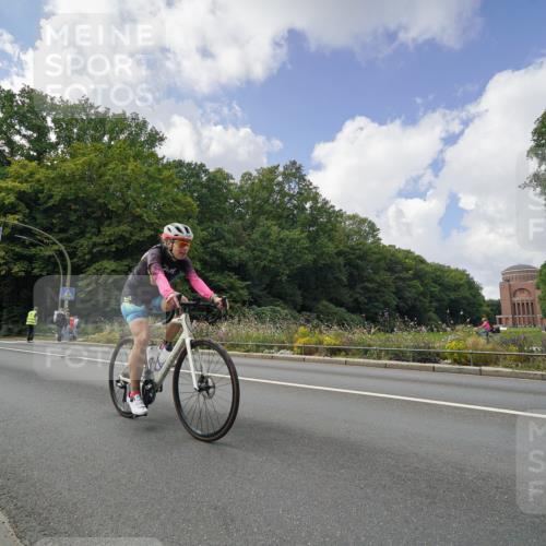 14.09.2025 - Stadtparktriathlon Michael Burmester http://msf.ph/oto/8895530 14.09.2025 13:07:03 Radfahren 1404, 1430, 1444, 1459 meine-sportfotos.de