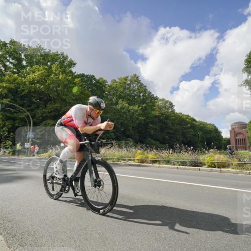 14.09.2025 - Stadtparktriathlon Michael Burmester http://msf.ph/oto/8895556 14.09.2025 13:08:38 Radfahren 1360, 1368, 1420, 1481, 1498, 1506, 1514, 1518 meine-sportfotos.de