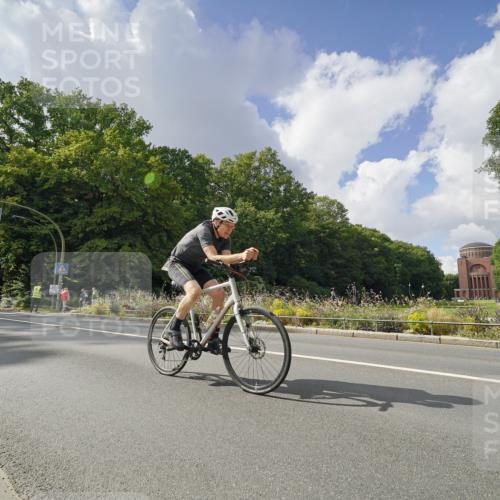 14.09.2025 - Stadtparktriathlon Michael Burmester http://msf.ph/oto/8895559 14.09.2025 13:08:40 Radfahren 1360, 1368, 1420, 1481, 1496, 1498, 1506, 1514, 1518 meine-sportfotos.de