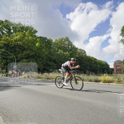 14.09.2025 - Stadtparktriathlon Michael Burmester http://msf.ph/oto/8895582 14.09.2025 13:09:28 Radfahren 1343, 1351, 1441, 1454, 1479, 1492 meine-sportfotos.de