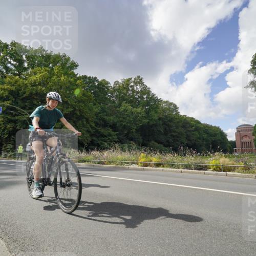 14.09.2025 - Stadtparktriathlon Michael Burmester http://msf.ph/oto/8895598 14.09.2025 13:10:25 Radfahren 1349, 1387, 1436, 1438, 1439, 1467, 1488, 1489, 1499, 1501 meine-sportfotos.de
