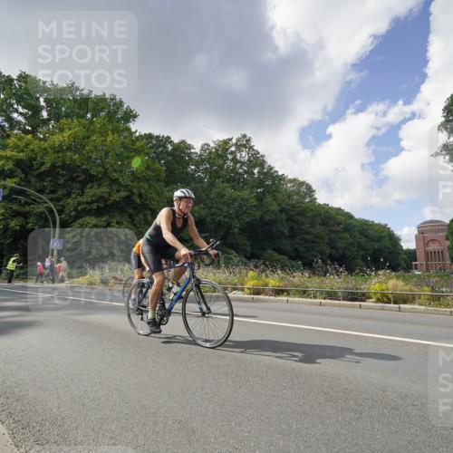 14.09.2025 - Stadtparktriathlon Michael Burmester http://msf.ph/oto/8895606 14.09.2025 13:10:43 Radfahren 1331, 1341, 1342, 1380, 1414, 1431, 1493, 1519 meine-sportfotos.de
