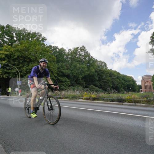 14.09.2025 - Stadtparktriathlon Michael Burmester http://msf.ph/oto/8895624 14.09.2025 13:11:52 Radfahren 1357, 1376, 1435, 1437, 1483, 1521 meine-sportfotos.de