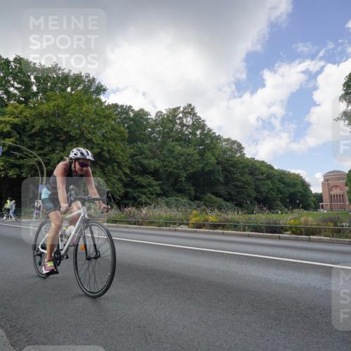 14.09.2025 - Stadtparktriathlon Michael Burmester http://msf.ph/oto/8895634 14.09.2025 13:12:10 Radfahren 1275, 1326, 1394, 1429, 1465, 1472, 1558 meine-sportfotos.de