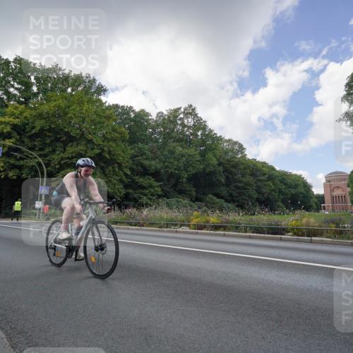 14.09.2025 - Stadtparktriathlon Michael Burmester http://msf.ph/oto/8895638 14.09.2025 13:12:14 Radfahren 1326, 1429, 1472, 1511, 1543, 1558 meine-sportfotos.de
