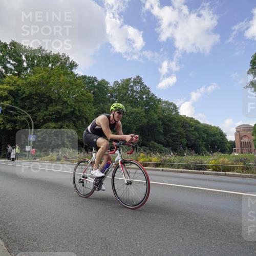 14.09.2025 - Stadtparktriathlon Michael Burmester http://msf.ph/oto/8895687 14.09.2025 13:15:00 Radfahren 1446, 1468, 1469, 1548 meine-sportfotos.de