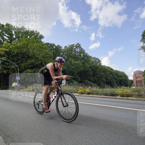 14.09.2025 - Stadtparktriathlon Michael Burmester http://msf.ph/oto/8895693 14.09.2025 13:15:14 Radfahren 1451, 1471, 1514, 1538 meine-sportfotos.de