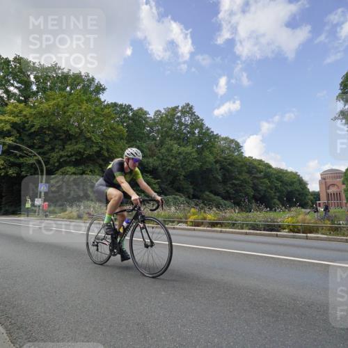 14.09.2025 - Stadtparktriathlon Michael Burmester http://msf.ph/oto/8895697 14.09.2025 13:15:24 Radfahren 1371, 1425, 1456, 1514 meine-sportfotos.de