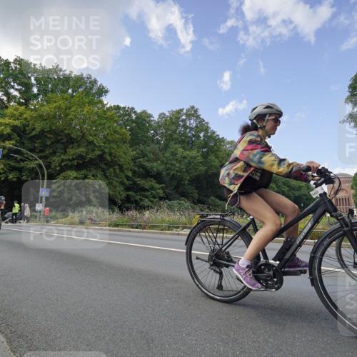 14.09.2025 - Stadtparktriathlon Michael Burmester http://msf.ph/oto/8895708 14.09.2025 13:15:47 Radfahren 1422, 1459, 1474, 1481, 1531, 1542 meine-sportfotos.de