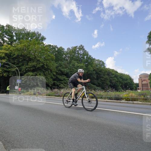 14.09.2025 - Stadtparktriathlon Michael Burmester http://msf.ph/oto/8895710 14.09.2025 13:15:50 Radfahren 1422, 1459, 1474, 1481, 1531 meine-sportfotos.de