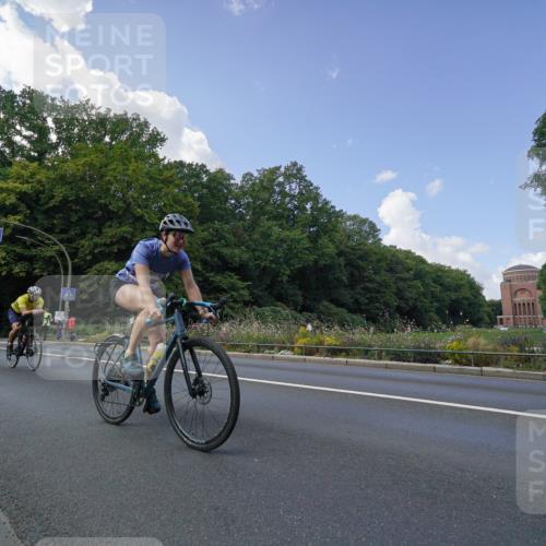 14.09.2025 - Stadtparktriathlon Michael Burmester http://msf.ph/oto/8895725 14.09.2025 13:17:08 Radfahren 1432, 1460, 1462, 1477, 1479, 1559 meine-sportfotos.de