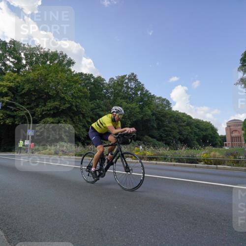 14.09.2025 - Stadtparktriathlon Michael Burmester http://msf.ph/oto/8895726 14.09.2025 13:17:09 Radfahren 1432, 1460, 1462, 1477, 1479, 1559 meine-sportfotos.de