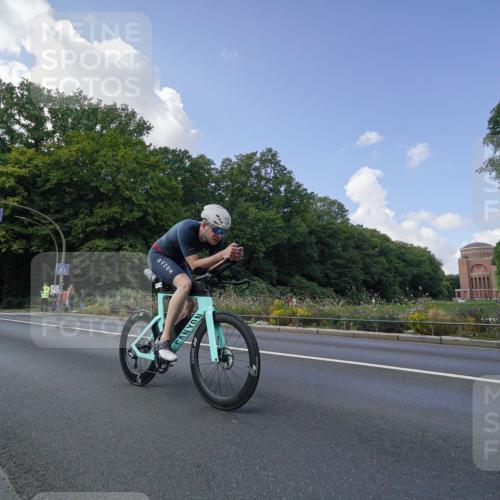14.09.2025 - Stadtparktriathlon Michael Burmester http://msf.ph/oto/8895741 14.09.2025 13:17:40 Radfahren 1454, 1488, 1499, 1510, 1522, 1544 meine-sportfotos.de