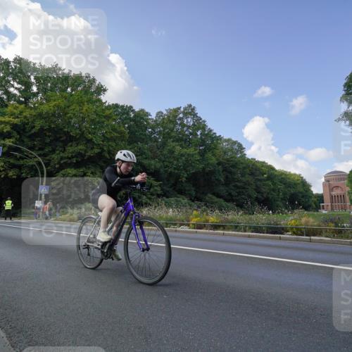 14.09.2025 - Stadtparktriathlon Michael Burmester http://msf.ph/oto/8895745 14.09.2025 13:17:50 Radfahren 1325, 1448, 1454, 1522, 1534 meine-sportfotos.de
