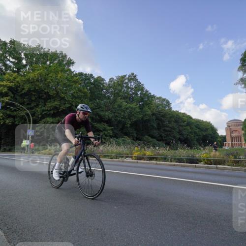 14.09.2025 - Stadtparktriathlon Michael Burmester http://msf.ph/oto/8895765 14.09.2025 13:18:50 Radfahren 1431, 1489, 1493, 1508, 1519, 1539 meine-sportfotos.de