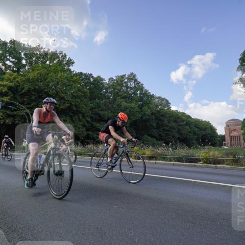 14.09.2025 - Stadtparktriathlon Michael Burmester http://msf.ph/oto/8895802 14.09.2025 13:20:20 Radfahren 1341, 1497, 1513, 1581, 1596, 1605, 1607 meine-sportfotos.de