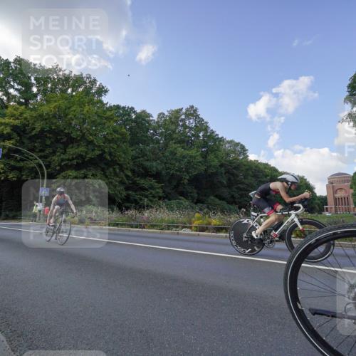14.09.2025 - Stadtparktriathlon Michael Burmester http://msf.ph/oto/8895803 14.09.2025 13:20:20 Radfahren 1341, 1497, 1513, 1581, 1596, 1605, 1607 meine-sportfotos.de