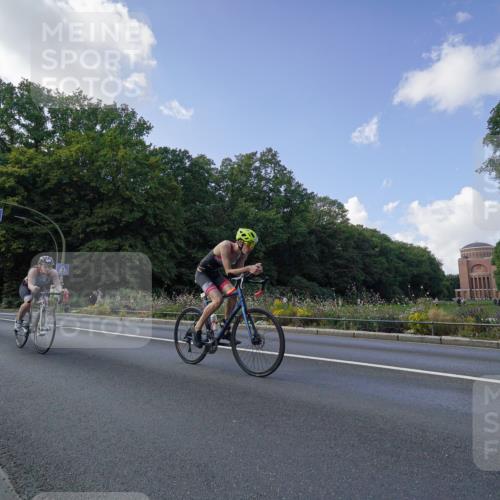 14.09.2025 - Stadtparktriathlon Michael Burmester http://msf.ph/oto/8895836 14.09.2025 13:21:40 Radfahren 1469, 1530, 1538, 1552, 1564 meine-sportfotos.de