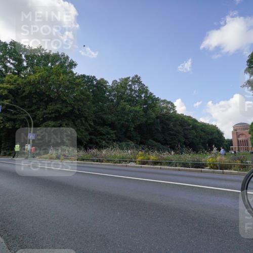 14.09.2025 - Stadtparktriathlon Michael Burmester http://msf.ph/oto/8895841 14.09.2025 13:21:46 Radfahren 1469, 1495, 1514, 1538, 1564, 1614, 1617 meine-sportfotos.de