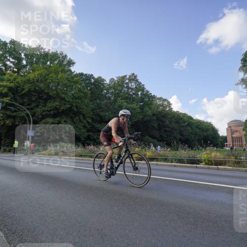 14.09.2025 - Stadtparktriathlon Michael Burmester http://msf.ph/oto/8895844 14.09.2025 13:21:54 Radfahren 1475, 1490, 1495, 1514, 1525, 1614, 1617 meine-sportfotos.de