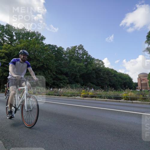 14.09.2025 - Stadtparktriathlon Michael Burmester http://msf.ph/oto/8895845 14.09.2025 13:21:56 Radfahren 1475, 1490, 1495, 1505, 1514, 1525, 1604, 1614, 1617 meine-sportfotos.de