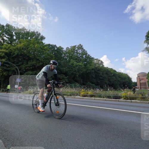 14.09.2025 - Stadtparktriathlon Michael Burmester http://msf.ph/oto/8895858 14.09.2025 13:22:25 Radfahren 1444, 1468, 1520, 1536, 1548, 1610 meine-sportfotos.de