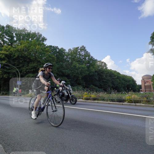 14.09.2025 - Stadtparktriathlon Michael Burmester http://msf.ph/oto/8895868 14.09.2025 13:22:44 Radfahren 1423, 1471, 1492, 1535 meine-sportfotos.de