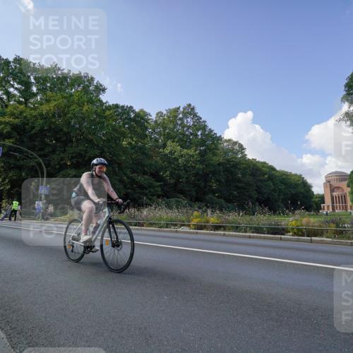 14.09.2025 - Stadtparktriathlon Michael Burmester http://msf.ph/oto/8895898 14.09.2025 13:24:06 Radfahren 1429, 1441, 1506, 1606, 1615 meine-sportfotos.de