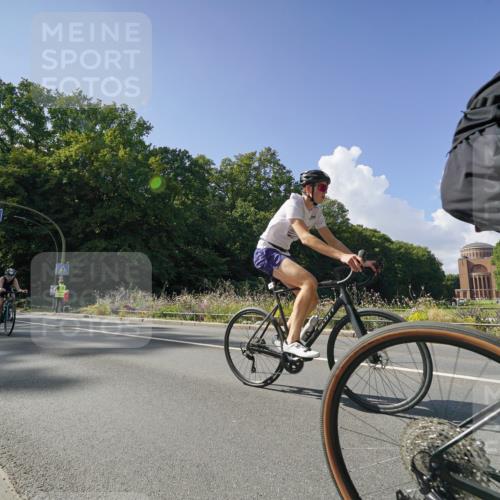 14.09.2025 - Stadtparktriathlon Michael Burmester http://msf.ph/oto/8895914 14.09.2025 13:24:46 Radfahren 1488, 1499, 1510, 1518, 1543, 1545, 1551, 1554, 1559, 1561, 1593 meine-sportfotos.de