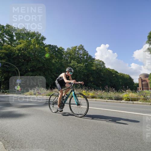 14.09.2025 - Stadtparktriathlon Michael Burmester http://msf.ph/oto/8895916 14.09.2025 13:24:47 Radfahren 1488, 1499, 1510, 1518, 1543, 1545, 1551, 1554, 1559, 1561, 1593 meine-sportfotos.de