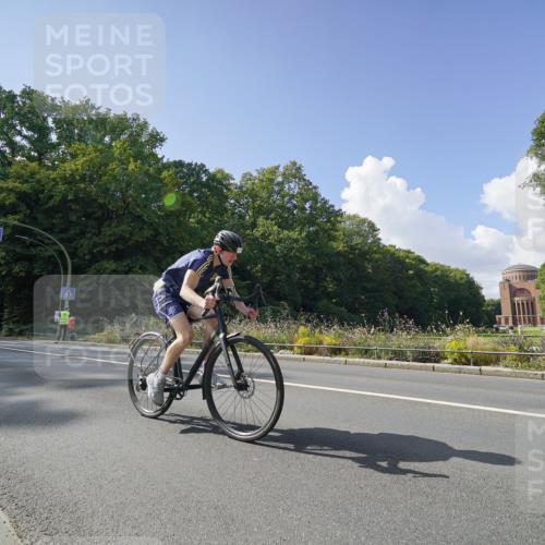 14.09.2025 - Stadtparktriathlon Michael Burmester http://msf.ph/oto/8895922 14.09.2025 13:24:55 Radfahren 1474, 1488, 1499, 1543, 1544, 1545, 1559, 1561, 1597 meine-sportfotos.de