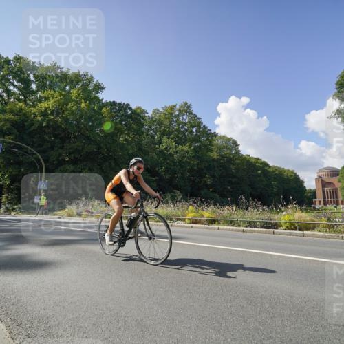 14.09.2025 - Stadtparktriathlon Michael Burmester http://msf.ph/oto/8895928 14.09.2025 13:25:06 Radfahren 1323, 1432, 1474, 1479, 1532, 1544, 1586, 1597 meine-sportfotos.de