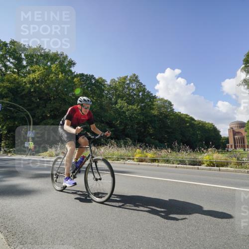 14.09.2025 - Stadtparktriathlon Michael Burmester http://msf.ph/oto/8895932 14.09.2025 13:25:13 Radfahren 1323, 1432, 1479, 1521, 1568, 1586 meine-sportfotos.de
