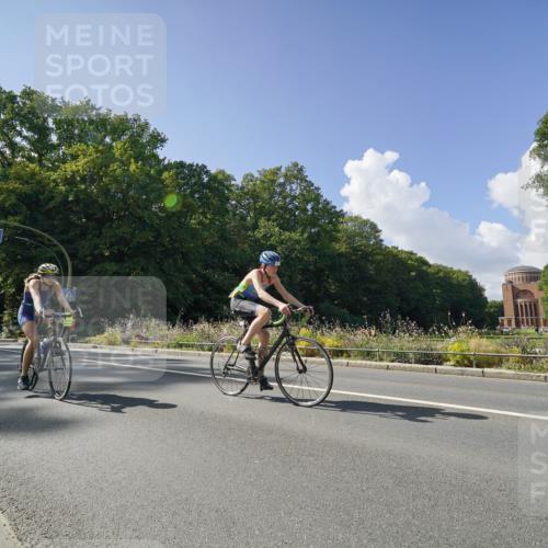 14.09.2025 - Stadtparktriathlon Michael Burmester http://msf.ph/oto/8895933 14.09.2025 13:25:15 Radfahren 1479, 1521, 1568, 1586, 1609 meine-sportfotos.de