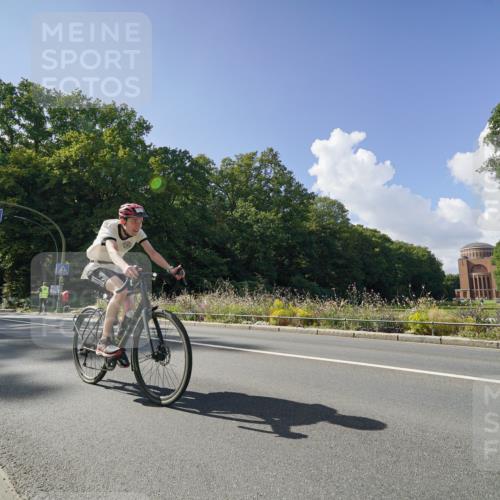 14.09.2025 - Stadtparktriathlon Michael Burmester http://msf.ph/oto/8895944 14.09.2025 13:25:33 Radfahren 1443, 1460, 1517, 1553 meine-sportfotos.de