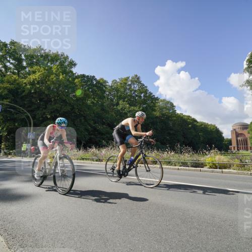 14.09.2025 - Stadtparktriathlon Michael Burmester http://msf.ph/oto/8895951 14.09.2025 13:25:56 Radfahren 1427, 1472, 1498, 1507, 1522, 1546, 1598 meine-sportfotos.de