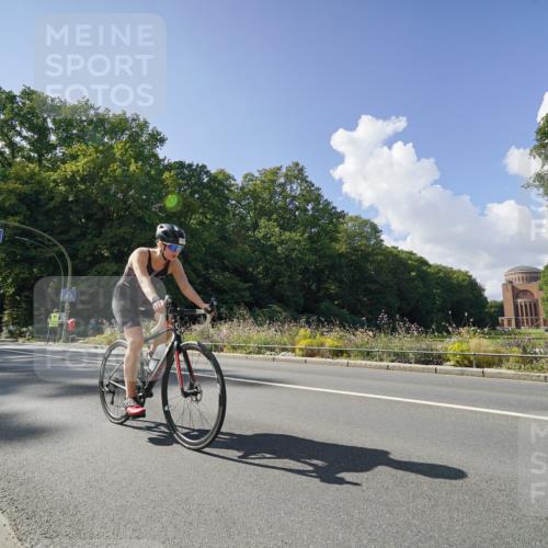 14.09.2025 - Stadtparktriathlon Michael Burmester http://msf.ph/oto/8895965 14.09.2025 13:26:28 Radfahren 1467, 1515, 1534, 1541, 1605, 1620 meine-sportfotos.de