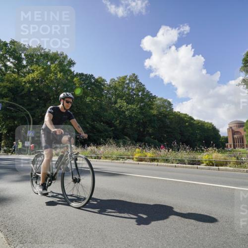 14.09.2025 - Stadtparktriathlon Michael Burmester http://msf.ph/oto/8896009 14.09.2025 13:27:54 Radfahren 1476, 1556, 1579, 1596, 1603, 1618 meine-sportfotos.de