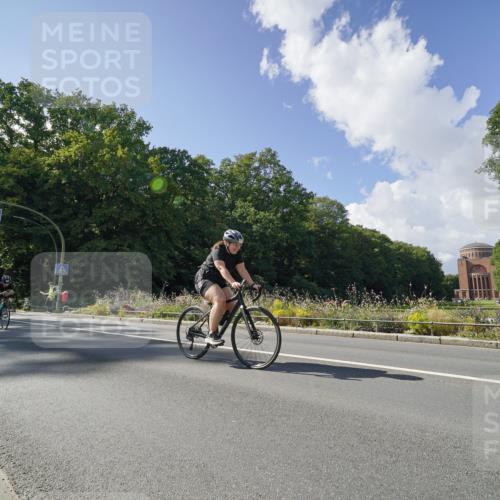 14.09.2025 - Stadtparktriathlon Michael Burmester http://msf.ph/oto/8896049 14.09.2025 13:29:47 Radfahren 1434, 1435, 1483, 1528, 1610 meine-sportfotos.de
