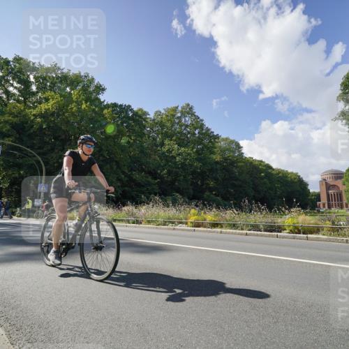 14.09.2025 - Stadtparktriathlon Michael Burmester http://msf.ph/oto/8896062 14.09.2025 13:30:25 Radfahren 1463, 1505 meine-sportfotos.de