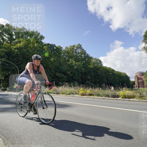 14.09.2025 - Stadtparktriathlon Michael Burmester http://msf.ph/oto/8896085 14.09.2025 13:31:42 Radfahren 1425, 1477, 1506, 1612 meine-sportfotos.de