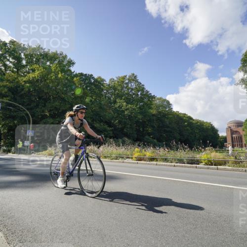 14.09.2025 - Stadtparktriathlon Michael Burmester http://msf.ph/oto/8896090 14.09.2025 13:31:55 Radfahren 1331, 1423, 1477, 1488, 1535, 1554 meine-sportfotos.de