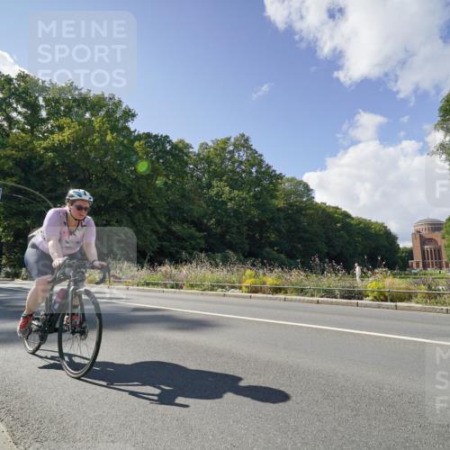 14.09.2025 - Stadtparktriathlon Michael Burmester http://msf.ph/oto/8896091 14.09.2025 13:31:57 Radfahren 1331, 1423, 1488, 1523, 1535, 1554 meine-sportfotos.de