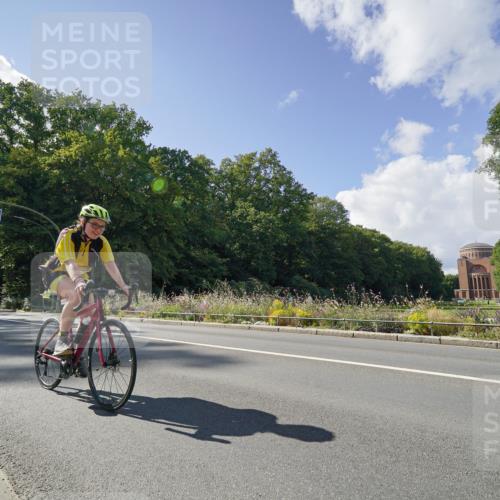 14.09.2025 - Stadtparktriathlon Michael Burmester http://msf.ph/oto/8896094 14.09.2025 13:32:01 Radfahren 1331, 1488, 1491, 1523, 1535, 1593 meine-sportfotos.de