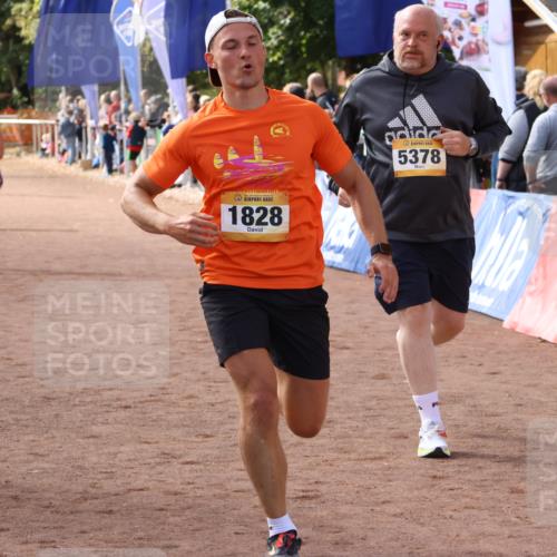 14.09.2025 - Airport Race Strokosch-Dieckow http://msf.ph/oto/8896102 14.09.2025 12:16:47 Ziel 85, 568, 1045, 1245, 1620, 1828, 4027, 5378, 5467, 5526 meine-sportfotos.de