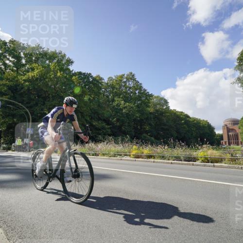 14.09.2025 - Stadtparktriathlon Michael Burmester http://msf.ph/oto/8896114 14.09.2025 13:32:51 Radfahren 1531, 1541, 1544, 1557, 1559, 1563, 1615 meine-sportfotos.de