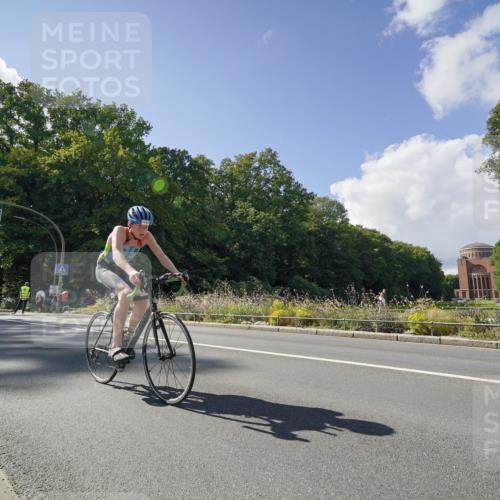 14.09.2025 - Stadtparktriathlon Michael Burmester http://msf.ph/oto/8896119 14.09.2025 13:33:11 Radfahren 1455, 1459, 1479, 1586 meine-sportfotos.de