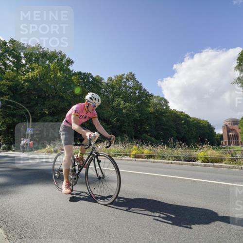 14.09.2025 - Stadtparktriathlon Michael Burmester http://msf.ph/oto/8896155 14.09.2025 13:34:47 Radfahren 1498, 1538, 1553, 1556, 1583 meine-sportfotos.de